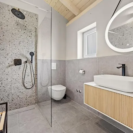 Lunistra * Modrušani